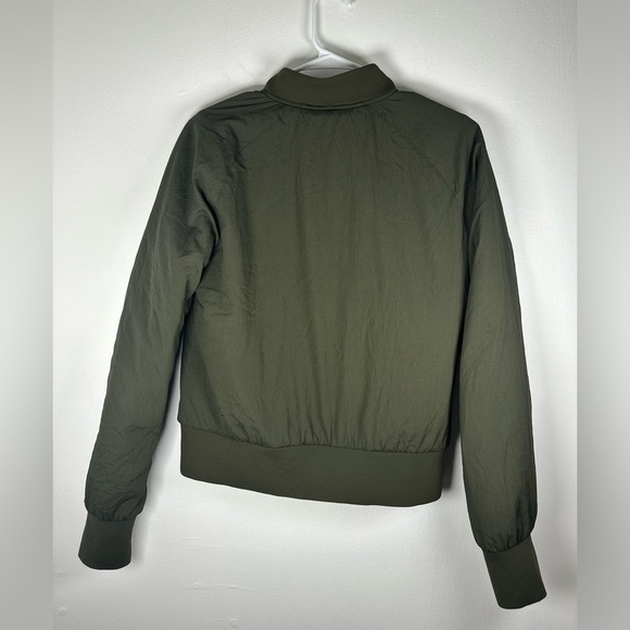 Lululemon Women’s Dark Green Olive Reversible Non-Stop Bomber Jacket, Size 6 - Picture 5 of 9